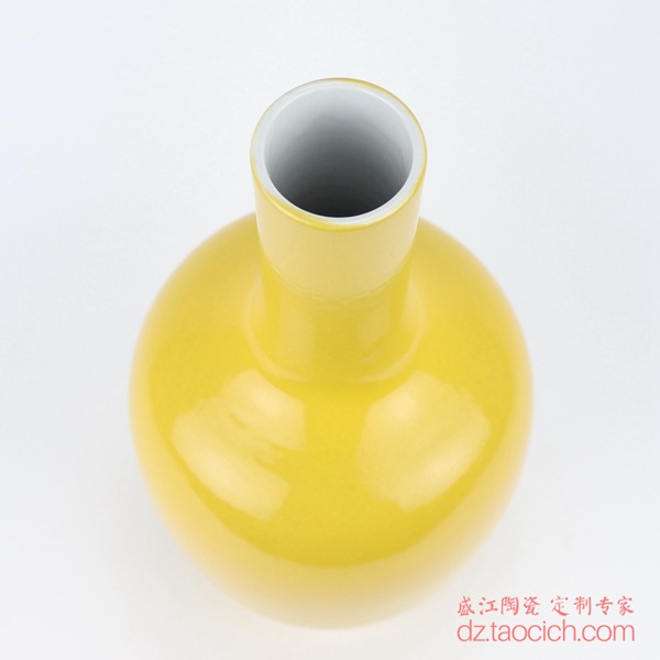 上图：盛江陶瓷定制颜色釉黄釉大花瓶天球瓶 口部  购买请点击图片